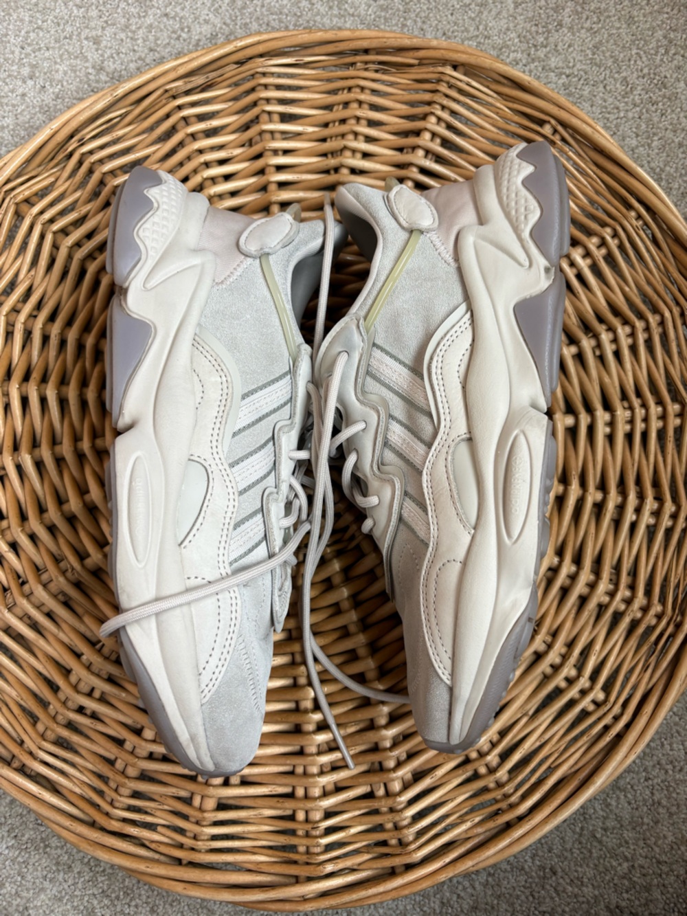 Adidas Cream Neutral Ozweego Unisex Chunky Sneakers in Bliss Knit Women's Size 9 - Picture 9 of 15
